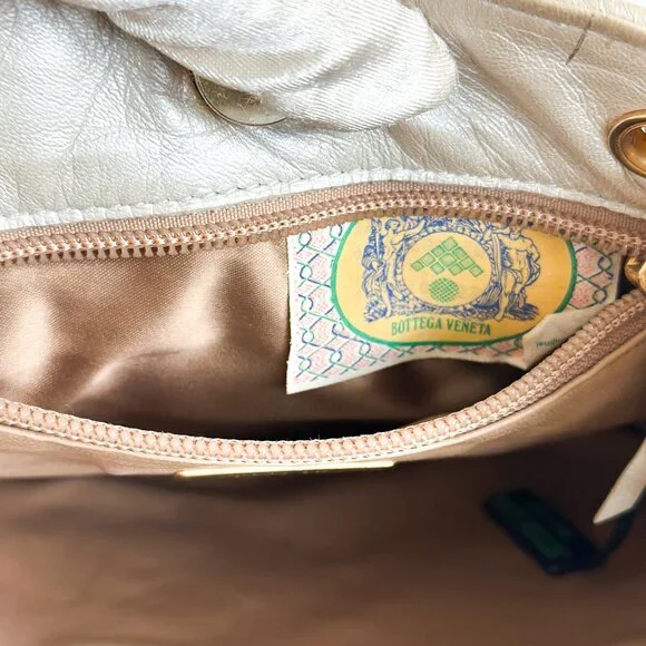 Bottega Veneta Shoulder Bag - Picture 15 of 16